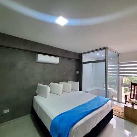 Bellini Suites Apartments Santa Cruz de La Sierra Exteriör bild